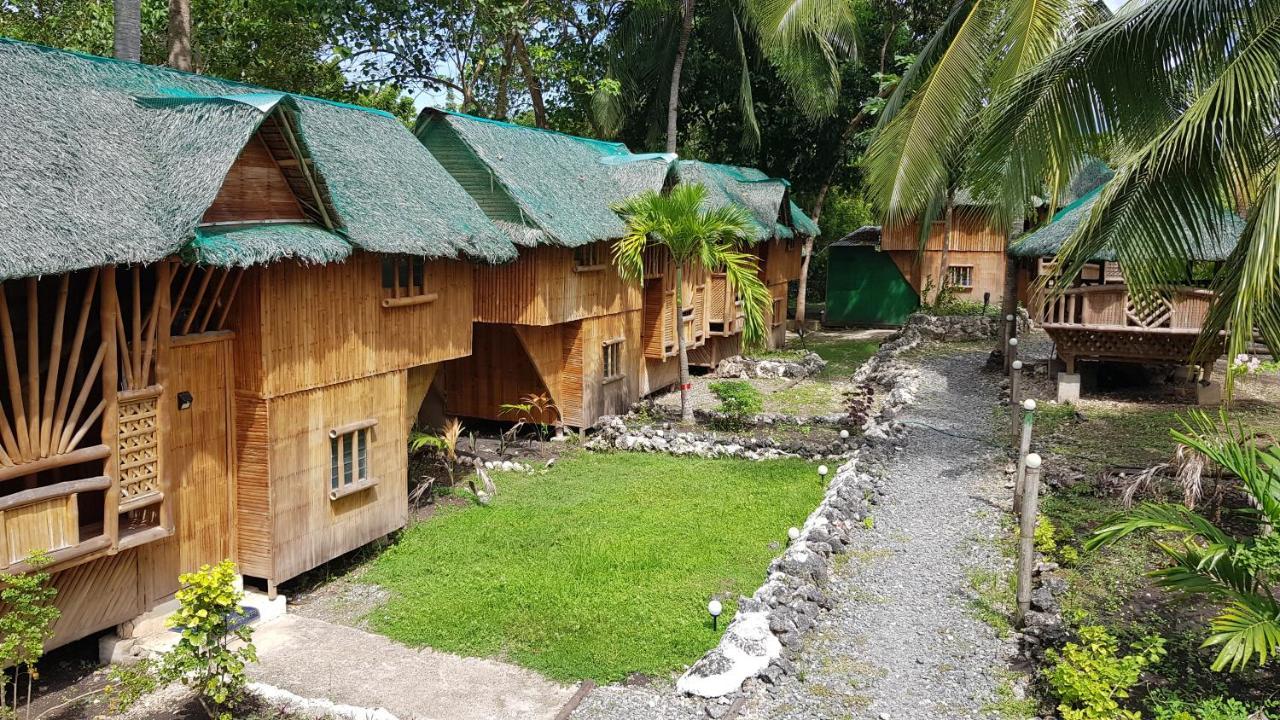 Nirvana Resort & Dive Centre - Moalboal Buitenkant foto