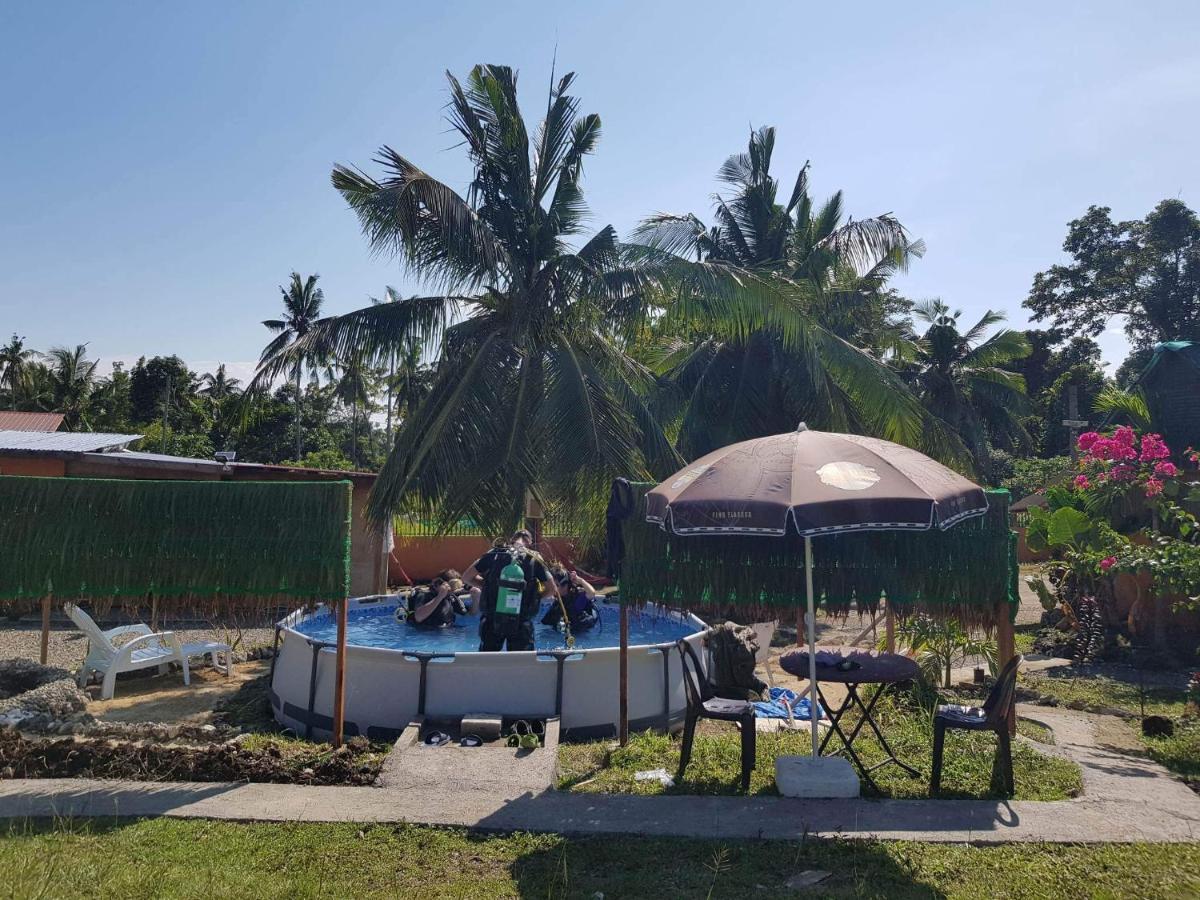Nirvana Resort & Dive Centre - Moalboal Buitenkant foto