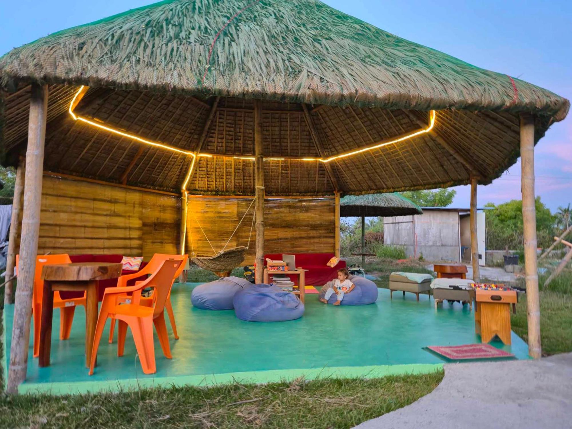 Nirvana Resort & Dive Centre - Moalboal Buitenkant foto