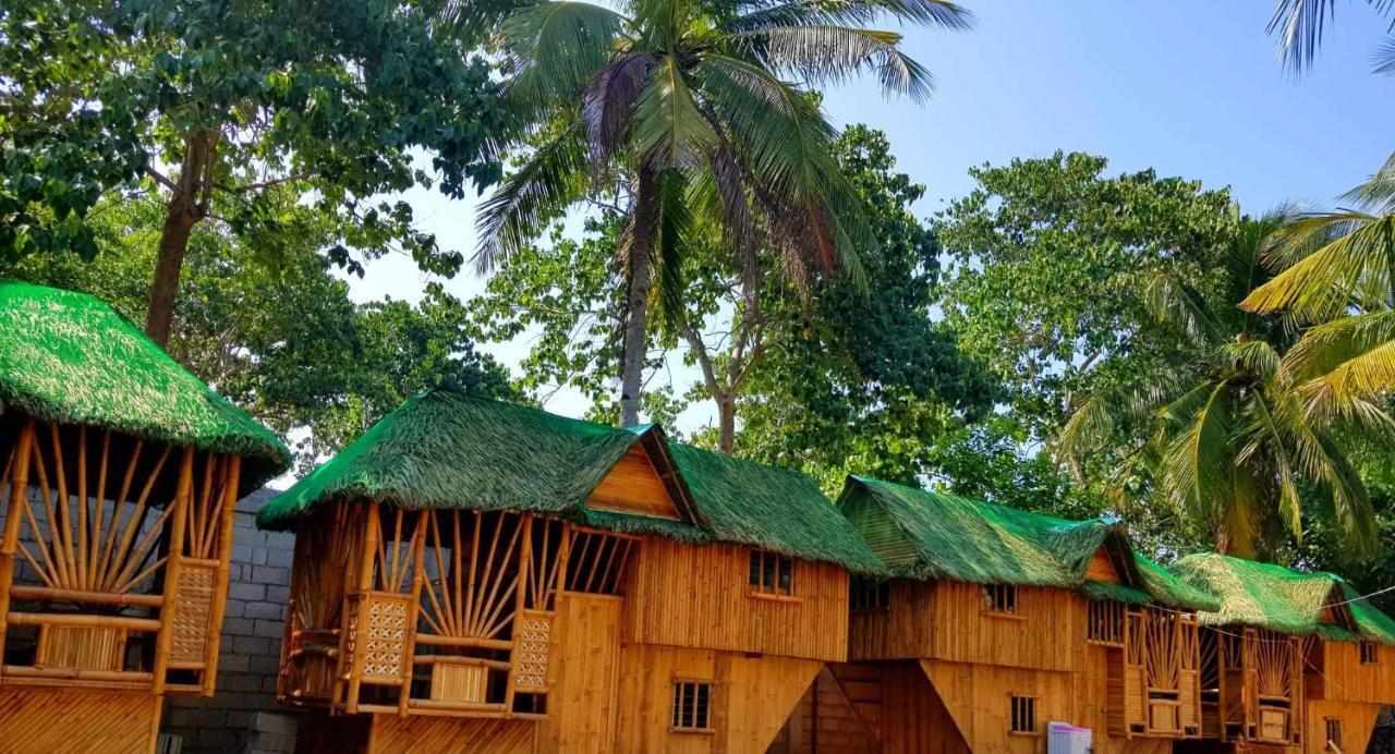 Nirvana Resort & Dive Centre - Moalboal Buitenkant foto