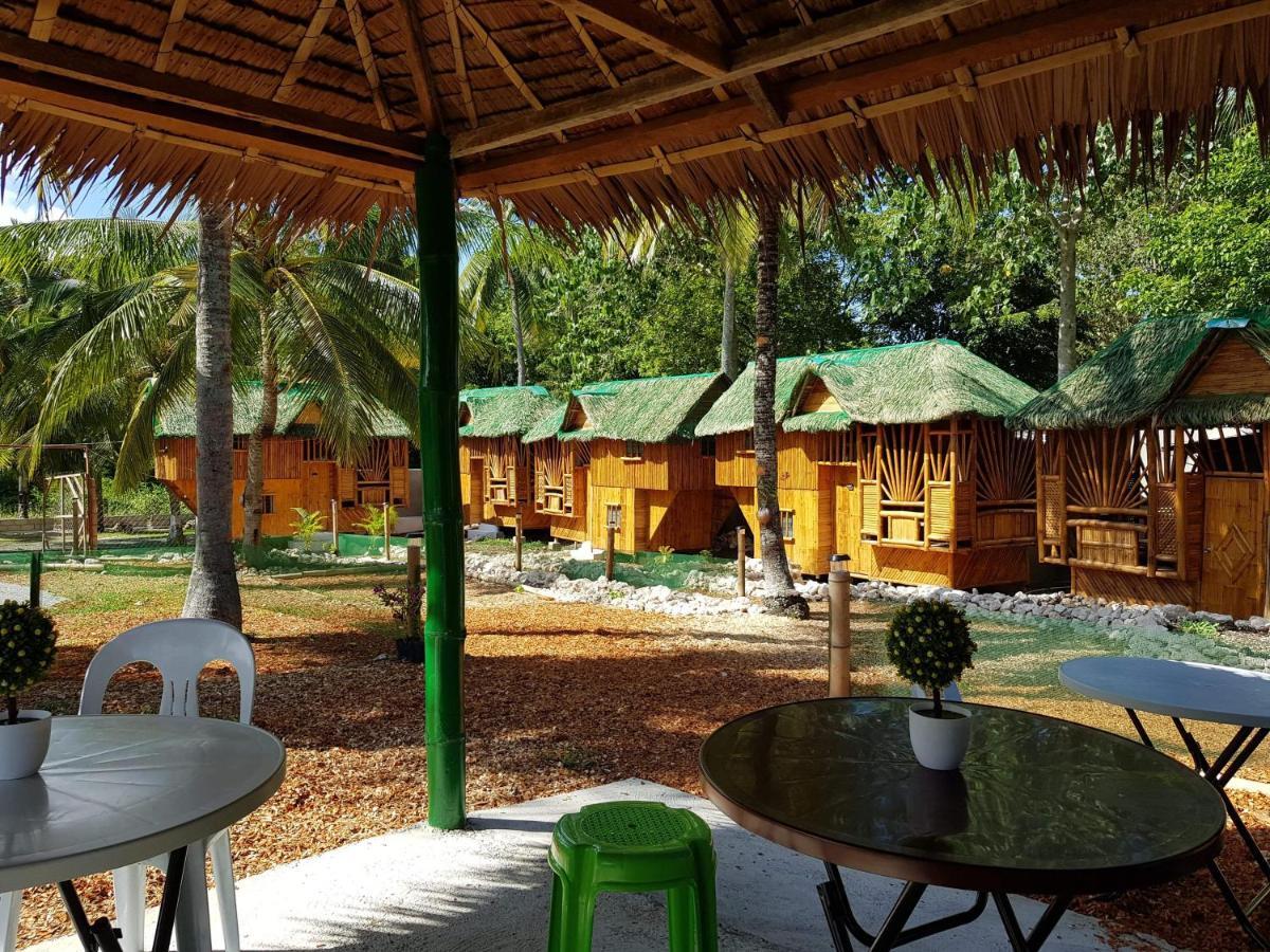 Nirvana Resort & Dive Centre - Moalboal Buitenkant foto
